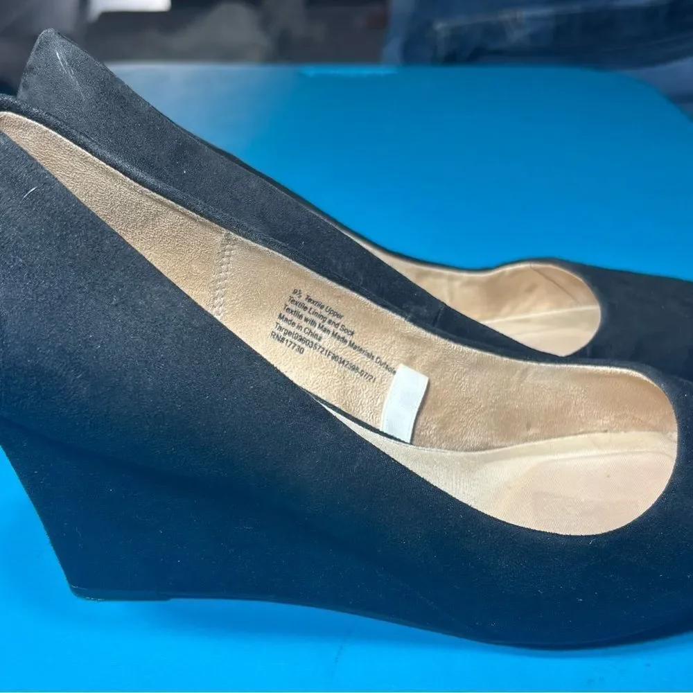 A New Day Black Suede Wedges Womens Size 9.5 EPC
